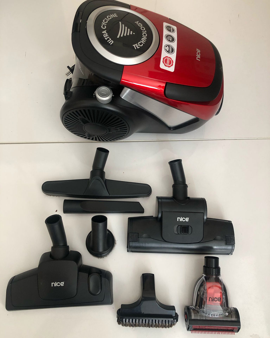 nice-forever-c5-cat-dog-900-w-toz-torbasiz-elektrikli-supurge-teshir-urunu-02