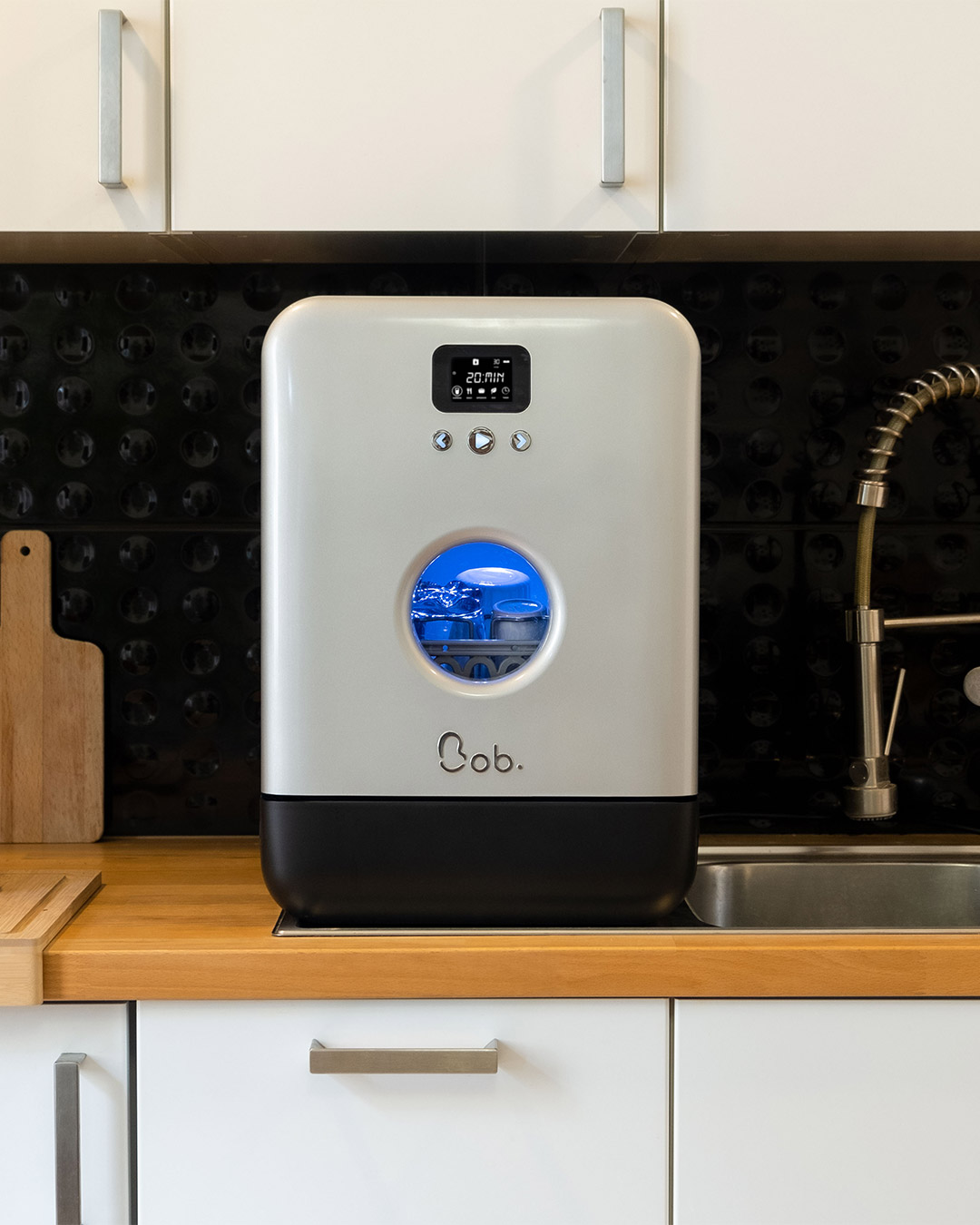 bob-tezgahustu-mini-bulasik-makinesi-siyah-parlak-gumus-02